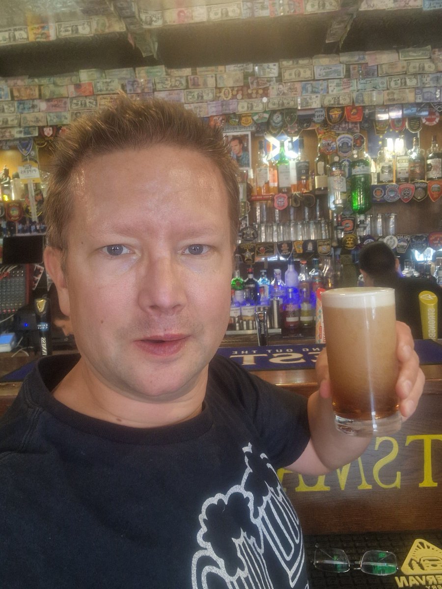 danielrbates82's tweet photo. 📍The Scotsman's Lounge, Edinburgh
Drink: Belhaven Best by Belhaven Brewery
Pub number 1280 visited since 16th August 2021.
My pub review: https://t.co/CTlixWcrnH
#pub #bars #beer #beers #ale #beerlover #beerlovers #craftbeer https://t.co/WNxHjtzv0n