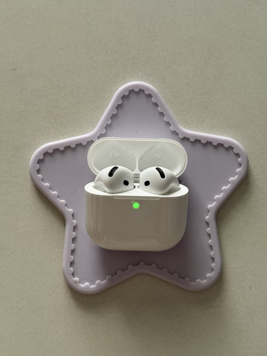 pattxnty's tweet photo. Airpods 4 (รุ่นธรรมดา )
ประกันศูนย์หมดปี 71
มีกล่อง+ใบเสร็จออก shop
ปล่อยต่อ 4,800บาท
ส่งฟรี EMS /นัดรับตามmrtสีน้ำเงิน
#ส่งต่อairpods #ขายairpods #ขายairpods4 #ส่งต่อairpods4 #หูฟังiphone #airpod4 https://t.co/kYDXlmJ2Ms