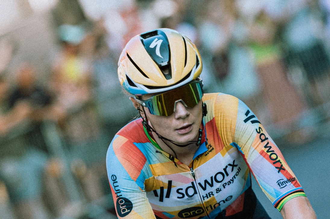 Arcalis1997's tweet photo. Lotte Kopecky 📸 by Athmane Imloul
#TourDeFranceFemmes #Stage1 https://t.co/Kwmo3T1HsY