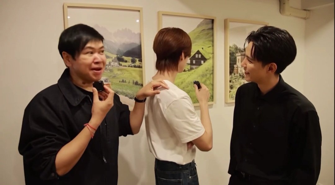DearLuna4's tweet photo. มุมนี้ถ้าไม่มีพี่จูอยู่ด้วย ต่อให้เป็นแม่น้องมาร์คก็ต้องมีสตั๊นท์แหละวะ เหมือนเกิ้นนนน

#PeachAndMeSeriesFinalEP
#JuniorMark #junniorrs #markjrtn https://t.co/NGmPheVohR