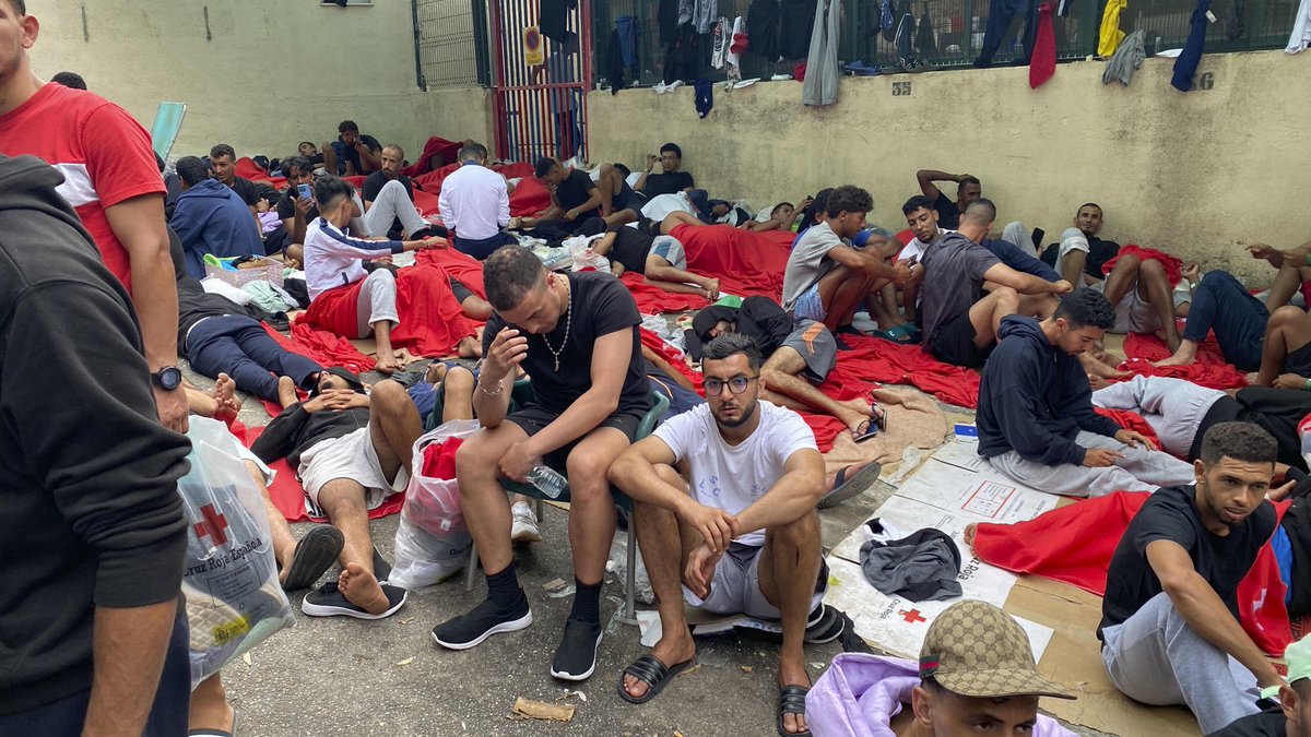 BonAviador's tweet photo. NO DONES A LA CRUZ MOJA.
SON CÓMPLICES. ES SU NEGOCIO. https://t.co/4UvG9QBJOF