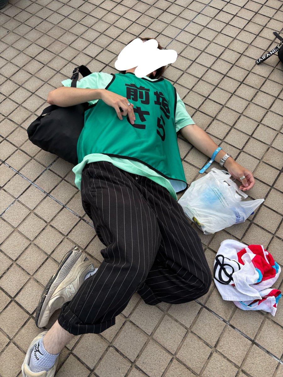 weakgon_remi's tweet photo. https://t.co/o4iK4hUMGO