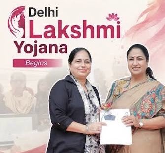 DoctorMriganka's tweet photo. Yeh kya hai!! What are these options? Who’s coming up with these ideas? ₹1000/month and ₹1,500 after 3 years or ₹2,500 FD with interest after 3 years? But the promise was ₹2,500 every month—no options, no conditions.
#DelhiLakshmiYojana @gupta_rekha #DelhiLaxmiYojna @CMODelhi https://t.co/npoIj1cE6V