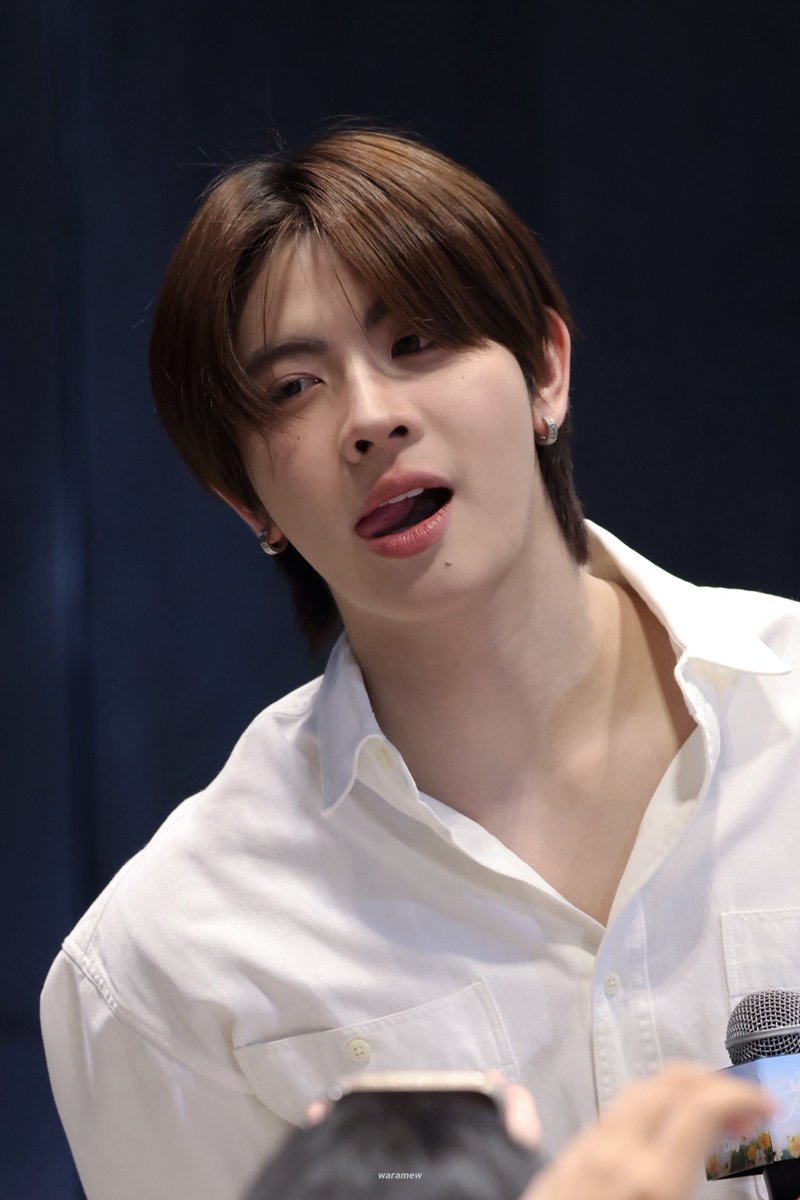 waramewmew's tweet photo. pi wan di wa 🎂💖

#Firstone ˙⟡♡ ࣪  @firstone_wnk 
FIRSTONE 26TH BD
#26thFirstOneAndOnly
#HappyFirstOneDay https://t.co/vSptiOWcsM