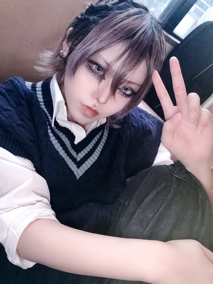 Vishe_Etoile's tweet photo. 出勤したよー！
今日は私服𝐃𝐚𝐲✨️

暑い日だけどたくさんお酒飲んで暑さを吹き飛ばそー！ https://t.co/oe7ZuFQ6XC