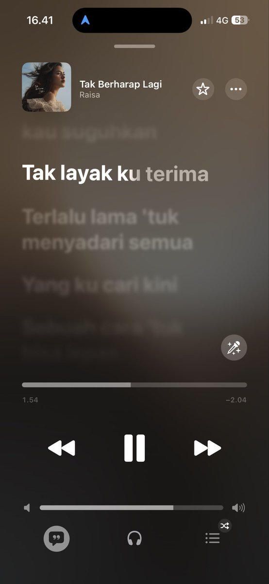danisaayang's tweet photo. owow lagu sakit https://t.co/9iYiwVvfWH