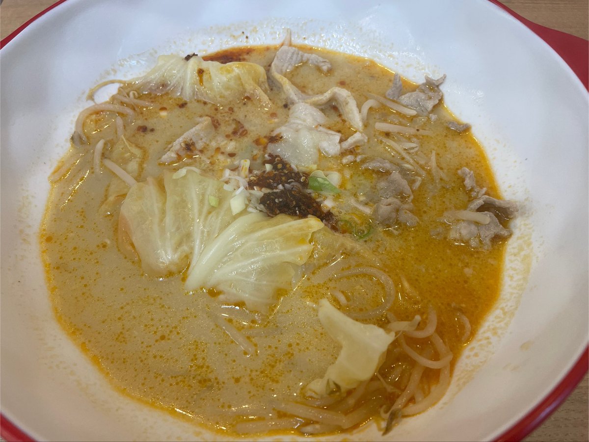 a_aoki666's tweet photo. 人生初マラ活
デフォルトで麺が入ってないって知らんくてただのもやし鍋になりました。 https://t.co/HwBfTgIaZE
