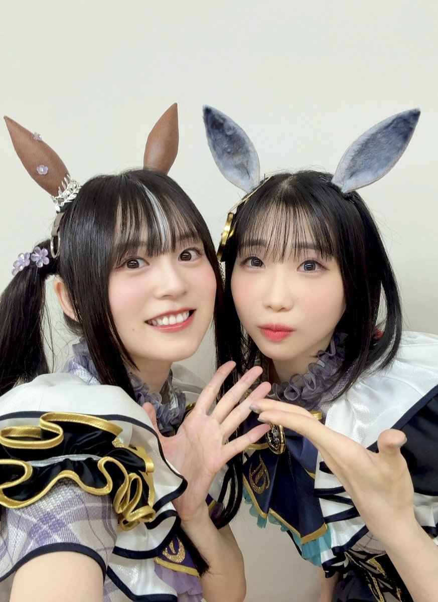 Hiyori_Manase's tweet photo. #TIF2026 皆さんとのツーショットです📸

アーモンドアイ役 石原夏織さん
ラッキーライラック役 中島由貴さん
グランアレグリア役 夏目妃菜さん

 #ウマ娘 https://t.co/xhJtACNqfy
