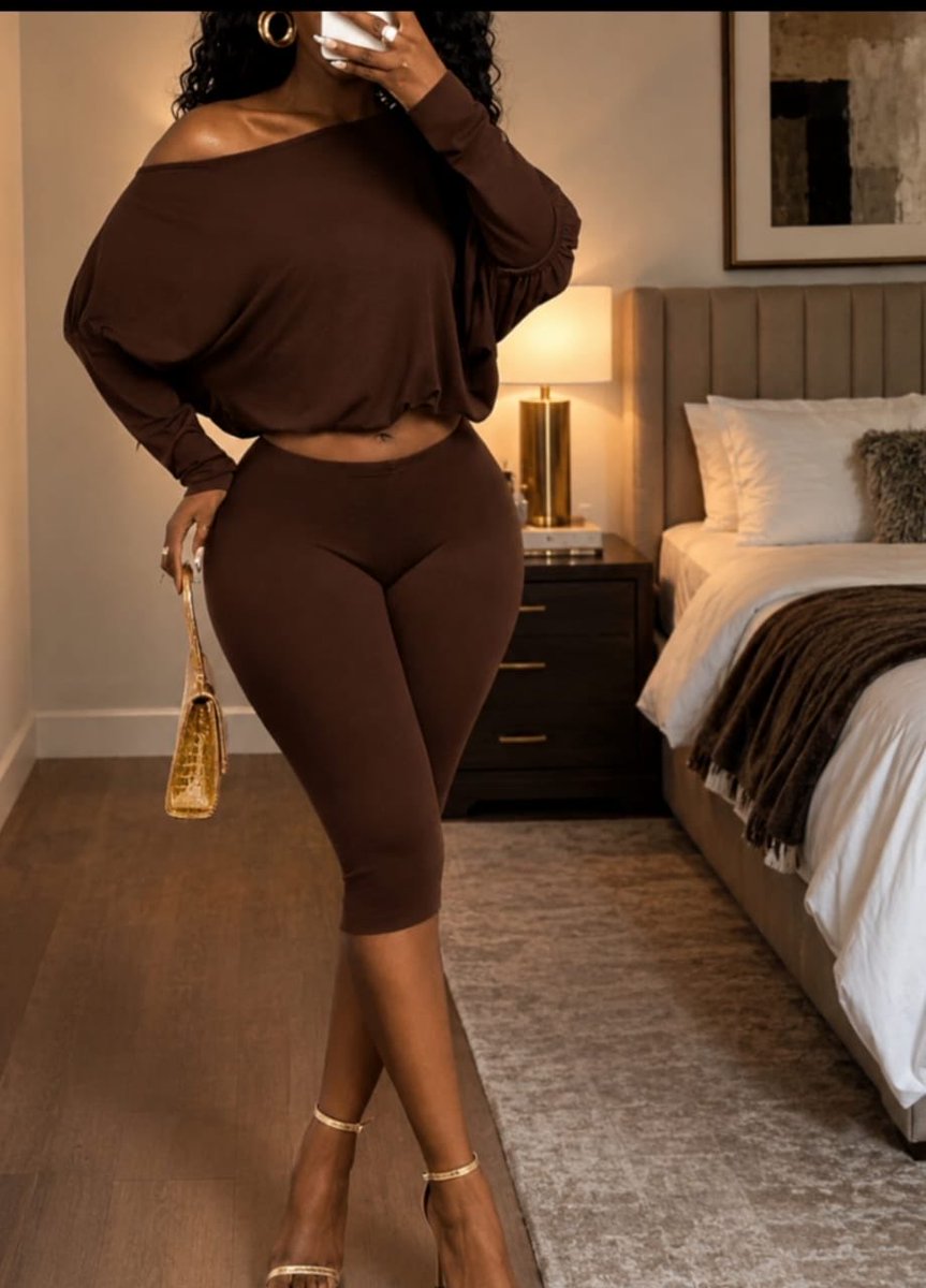 LpkbbeatzC's tweet photo. NEW IN ๐๏ธ
Luxury 2-Piece Bodycon Set
Price: โฆ25,000
Sizes Available: S - M (Stretchy)
Quality: Top Notch โ
Displayed color only ๐
DM to order
Weโre in Lagos & we deliver nationwide.
#2PieceSet #BodyconSet #LPKBBEATZ #NewArrivals https://t.co/Jh8YseNORc