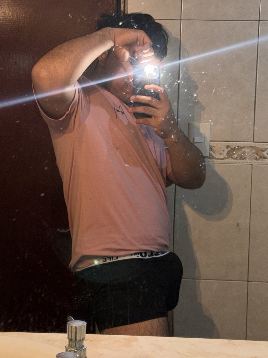 TheForexe's tweet photo. Cuál prefieren ?
Con o sin luz !! https://t.co/A2FGbqGSzK