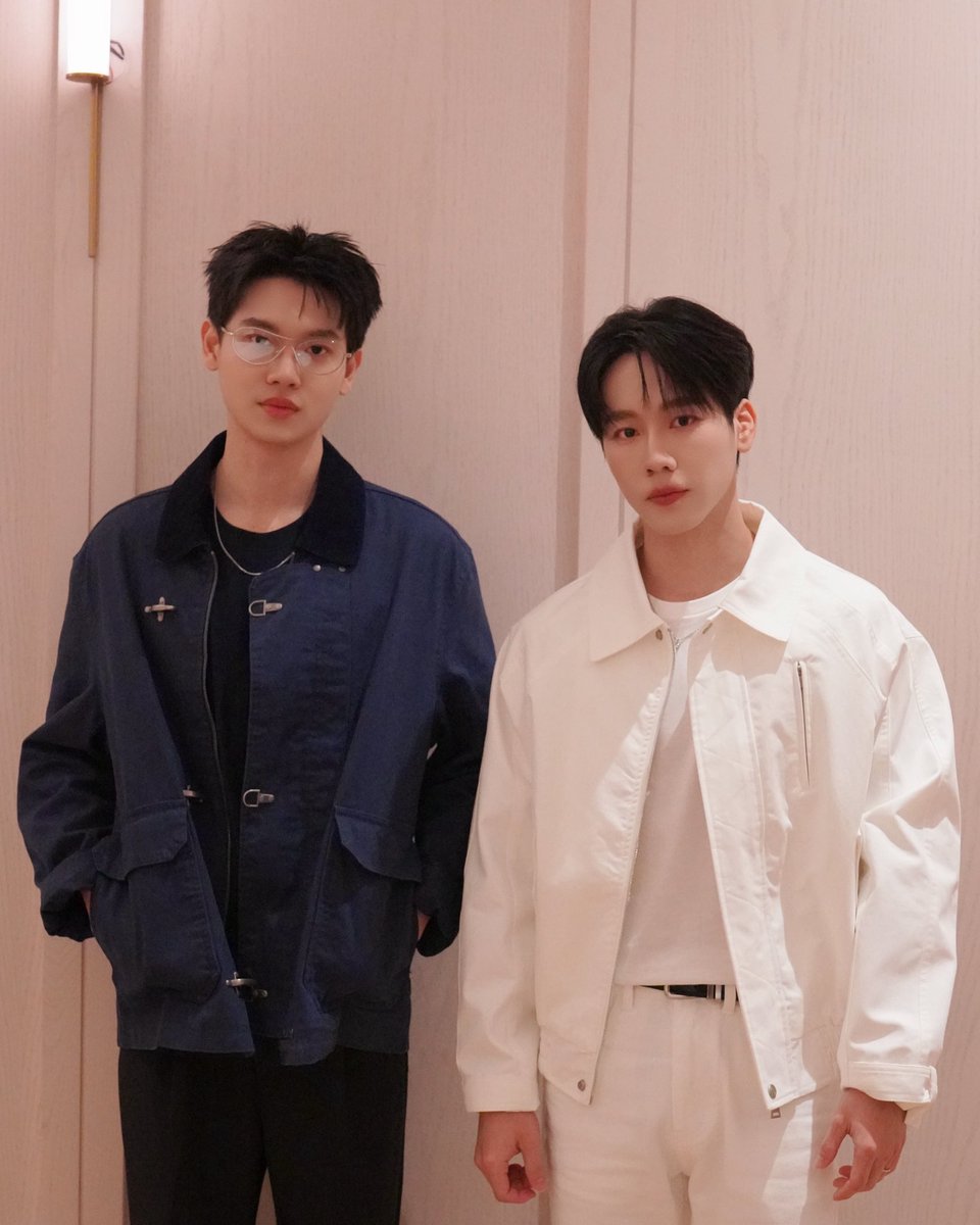 argentis_th's tweet photo. Petexpo พวกเราพร้อมแล้วครับ

VIF X YINWAR ZUSAM
#VIFxYWZSPetexpo https://t.co/VROwmXwfW9