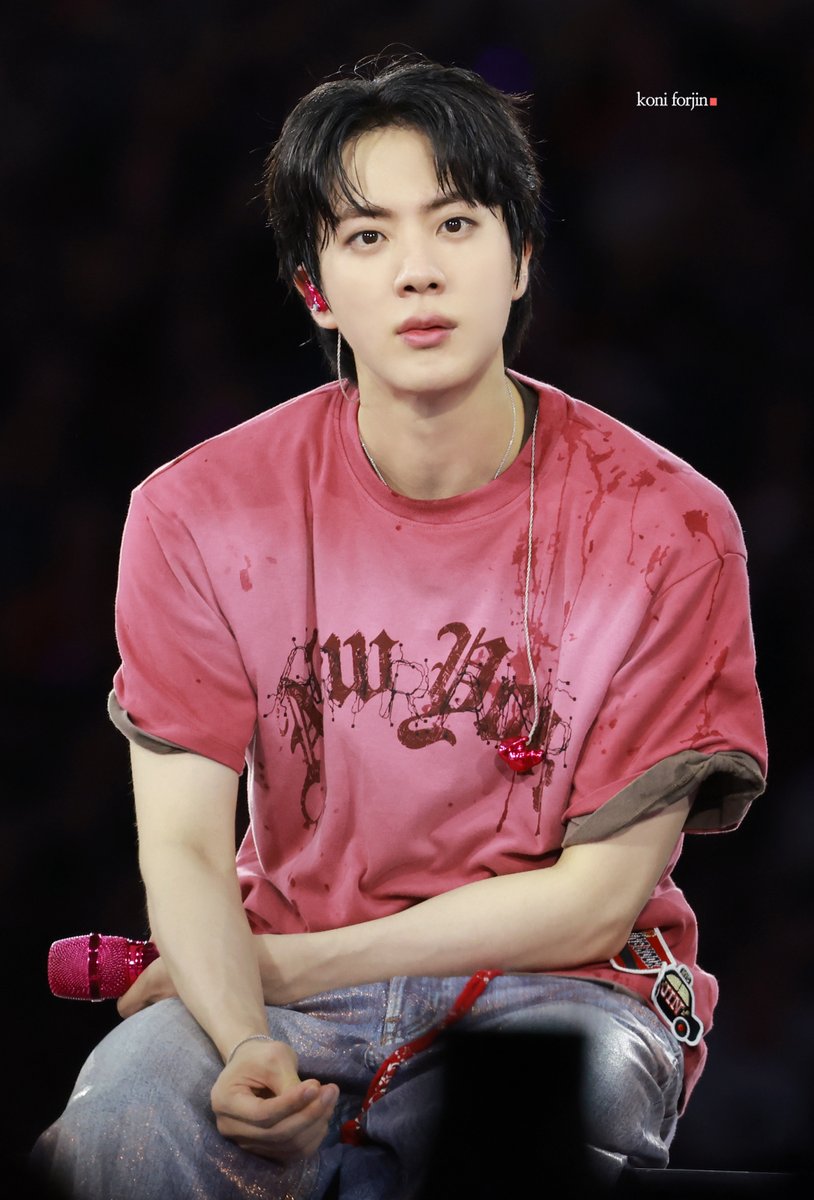 btsforever1207's tweet photo. 260801 BTS ARIRANG East Rutherford HD

#BTS_WORLDTOUR_ARIRANG #방탄소년단진 #JIN #진 https://t.co/7yCIotzC1x