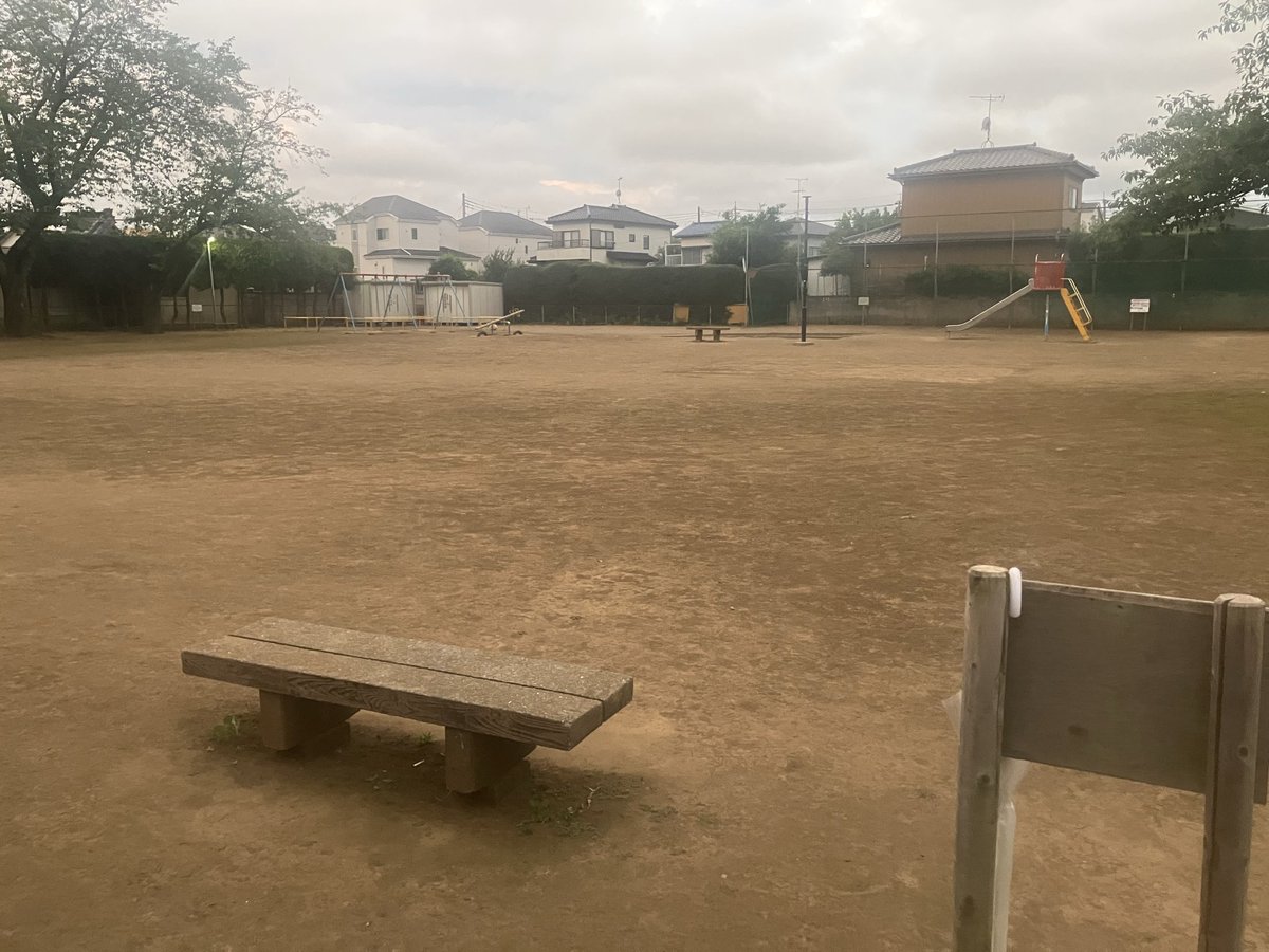 Bqdvgx's tweet photo. 日にち間違えた？やめてクレヨン😢 https://t.co/g1AzDU0LS6