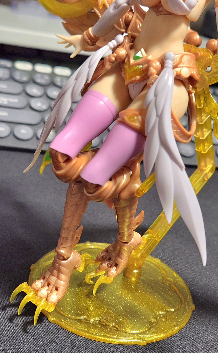 KURAYA_77's tweet photo. コトブキヤ アルカナディア「アルアリア」できた！
貴重なハーピー型の美プラ！相変わらずプレイバリュー高し！ https://t.co/3Yk7lsHnz2