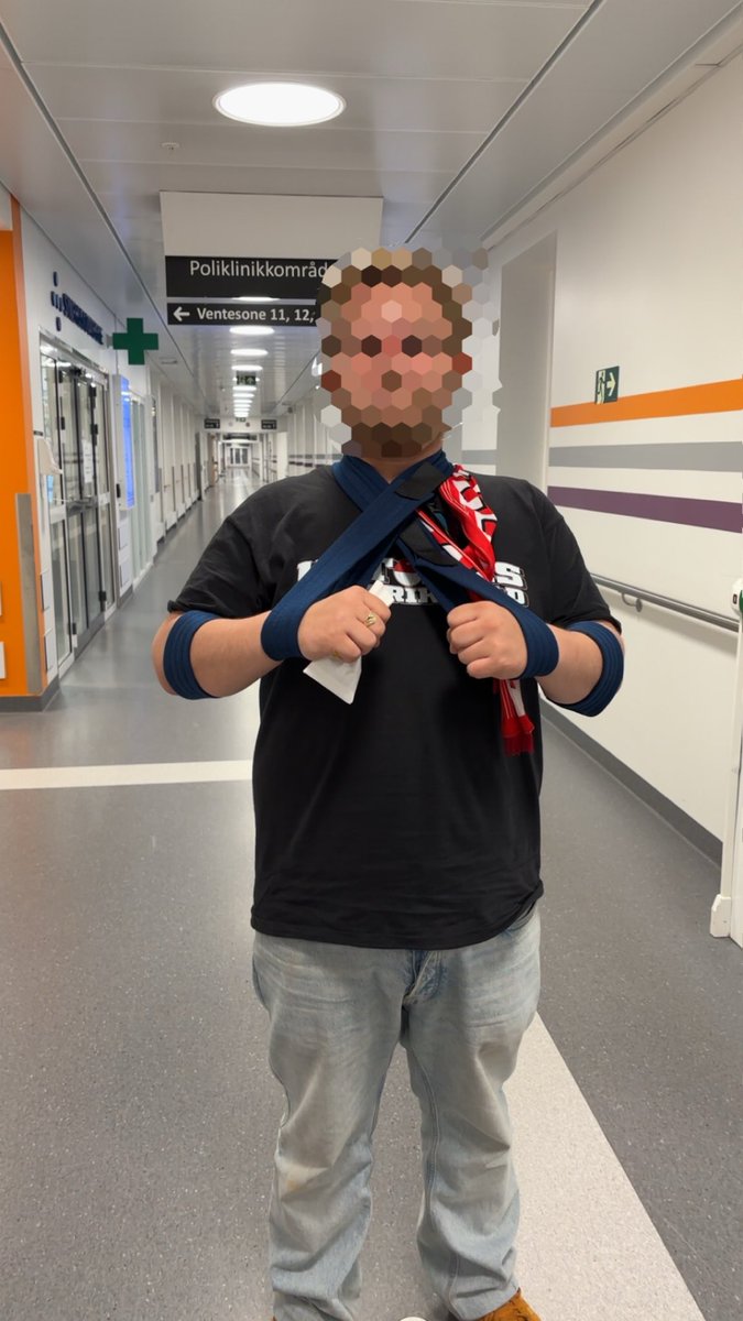 99NotChris's tweet photo. Koster dyrt for poeng om dagen, brudd i begge armene mot deilige 3 poeng! Spent på hva Sabeltann (a) kommer til å kreve til helga. https://t.co/fUdIVZf1bY