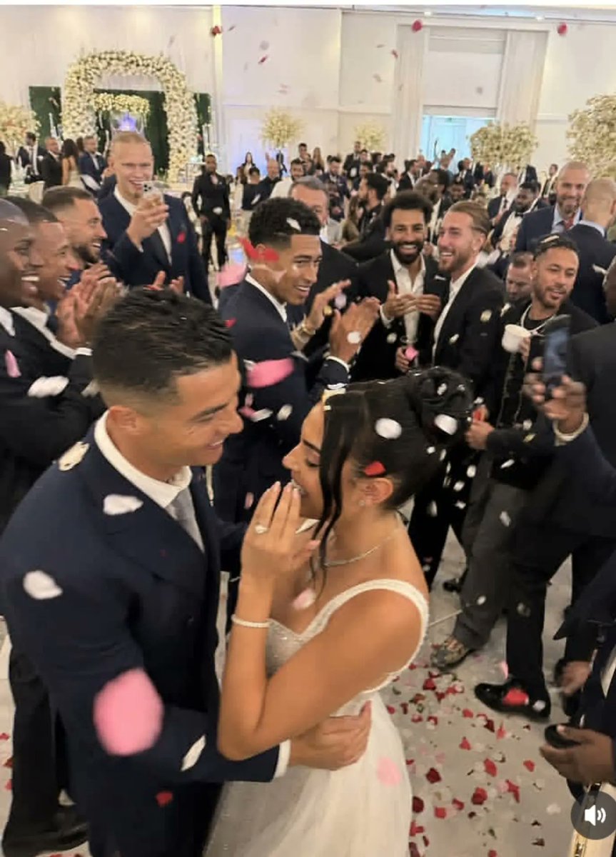 Cisco_Wrld_'s tweet photo. The Wedding of Cristiano Ronaldo &amp; Georgina Rodriguez 🤍💍✨ A love story the world will never forget. Forever starts now. ❤️👑 https://t.co/UhmzK3pMC5