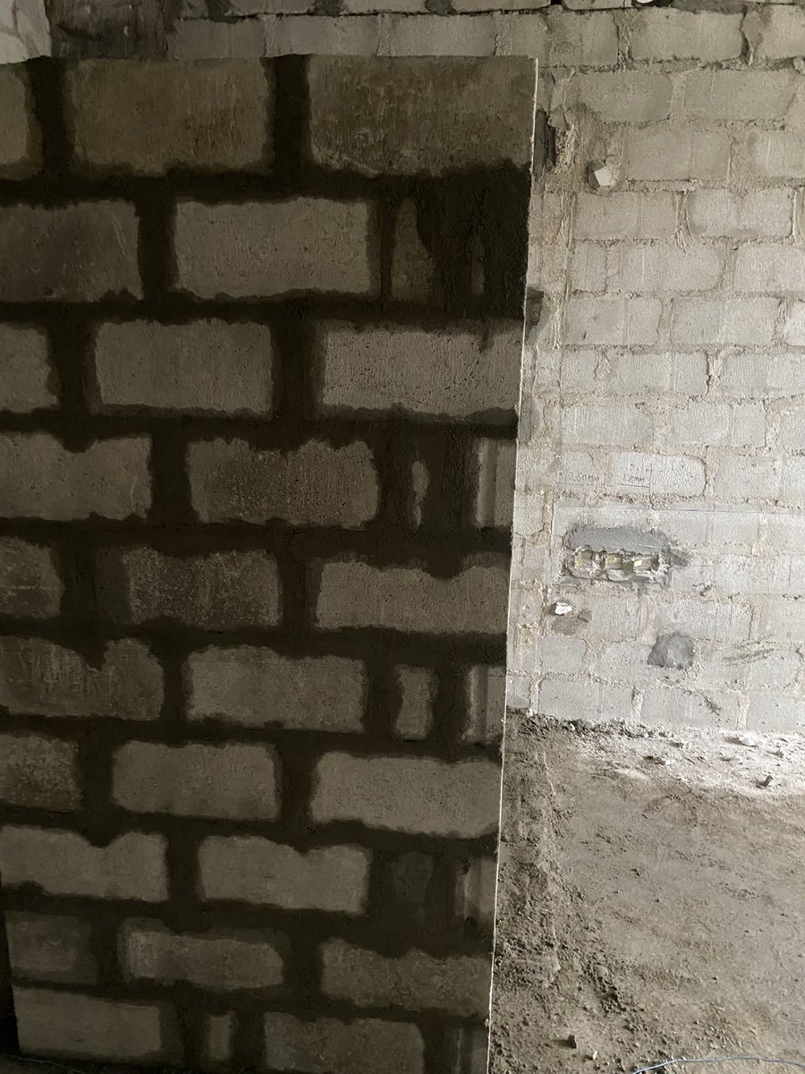 Adeleke19941's tweet photo. Engineers appreciate precision because they know it matters. I don’t just lay blocks I build confidence, strength, and lasting structures. Every project reflects my commitment to quality.

Let’s build your vision the right way. 
#Architect
#Architecture
#CivilEngineer https://t.co/JhJx5Zno9N