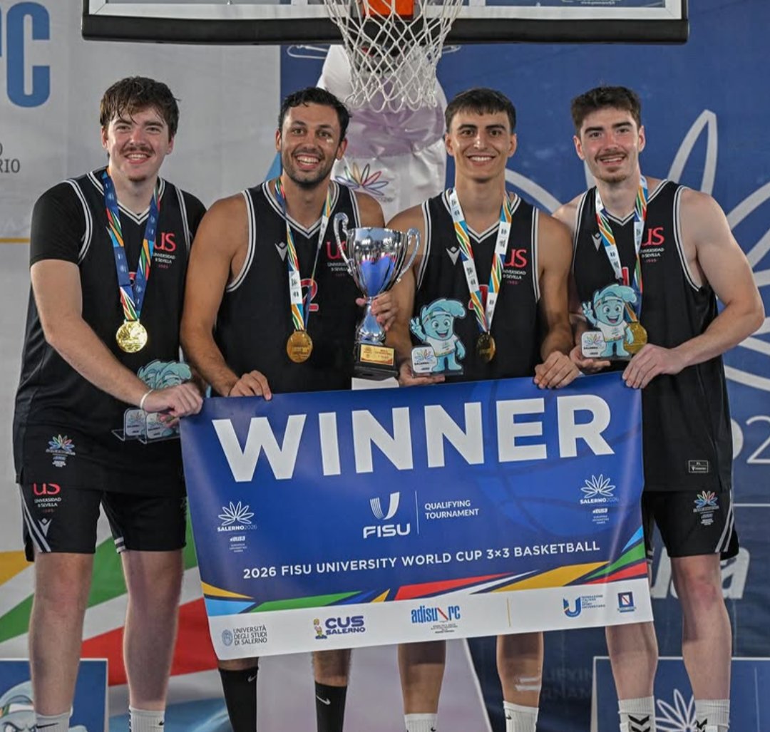 Aficionopina's tweet photo. Gran éxito del Baloncesto sevillano 3x3 La @unisevilla CAMPEONA DE EUROPA. El equipo entrenado por Flori y formado por Joaquín Cebolla ex @caja87basket elegido en el equipo ideal, Juanma Cebolla, mejor triplista, Andrés Tejada @BaloncestoCoria y Antonio Díaz @CBC2H son de ORO. https://t.co/Uxocdq0l1i