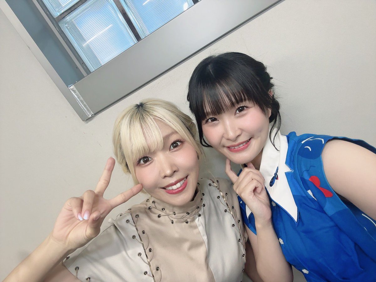 MayuSgr's tweet photo. #月的夏祭
北海道札幌でのイベントありがとうございました⸜(*˙꒳˙*)⸝
あっとふぉーむな雰囲気と、
夏祭りコーナーを皆さんと遊んべてとっても楽しい時間を過ごせました！

北海道の皆さんはもちろん、遠征してくれた皆さんもありがとうございました♡
まだまだ北海道遊び尽くします☺️ https://t.co/ub90cGdJRe