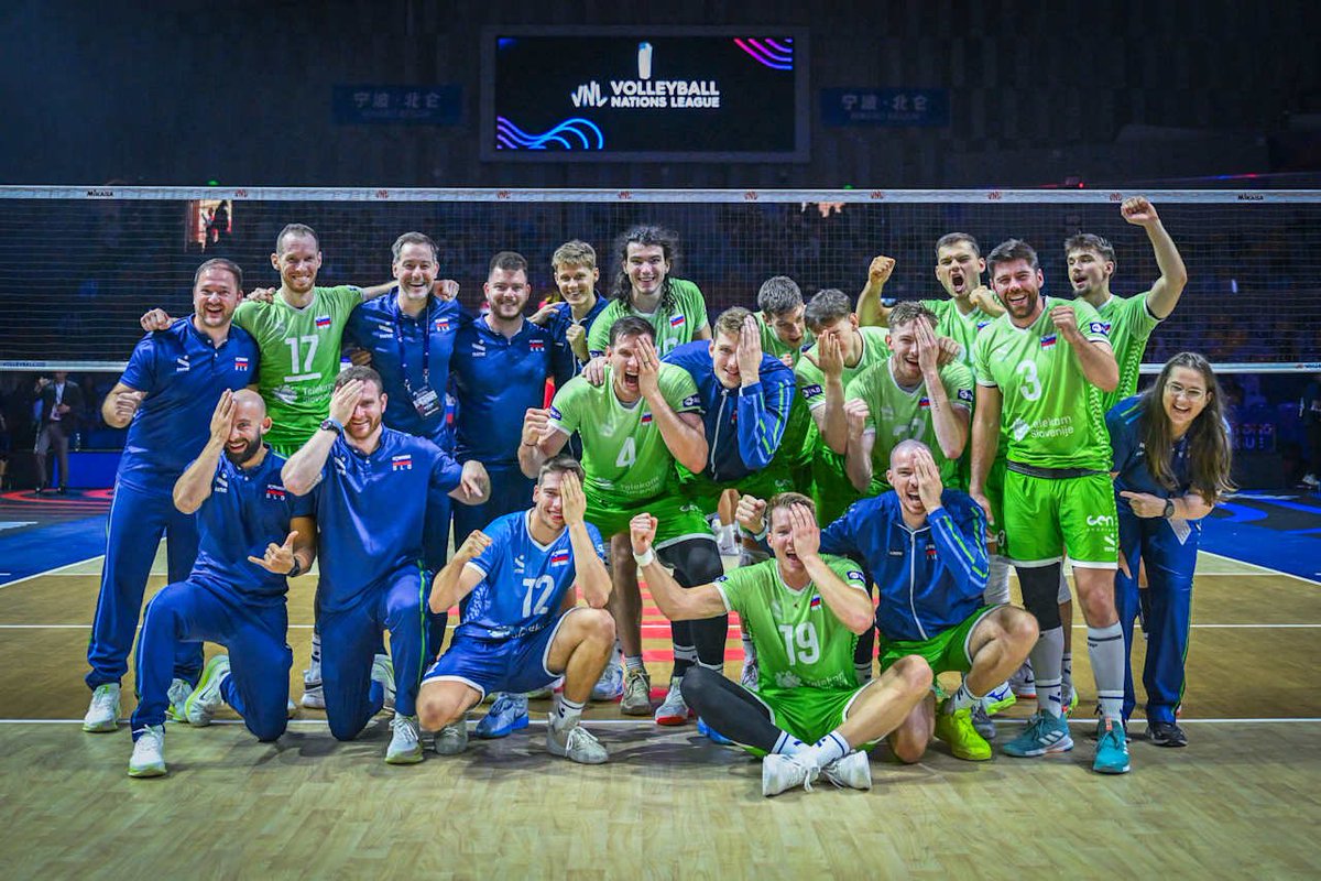 volleytiger's tweet photo. BRONZE BELONGS TO SLOVENIA! 🥉🇸🇮

Slovenia takes down Japan in four sets to capture the 2026 VNL Men’s bronze medal, capping off their campaign on a high and denying Japan a podium finish.

CONGRATS! 👏 #VNL2026 https://t.co/HfexrB4F9P