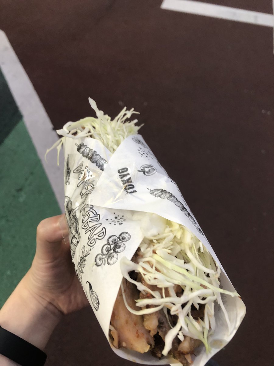 ネン tweet media