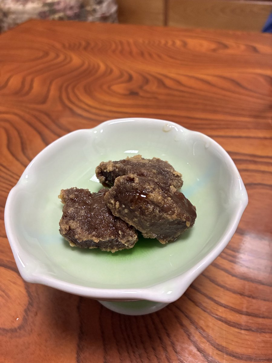 twinkle_mam's tweet photo. グレ
土佐鶴限定酒
鯨の竜田揚げ https://t.co/qdaUesmMVu