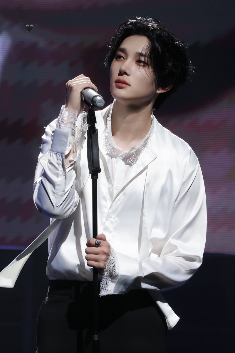 eclipse701's tweet photo. 260801

#테오 #THEO 
#피원하모니 #P1harmony https://t.co/ALr1RxokiD