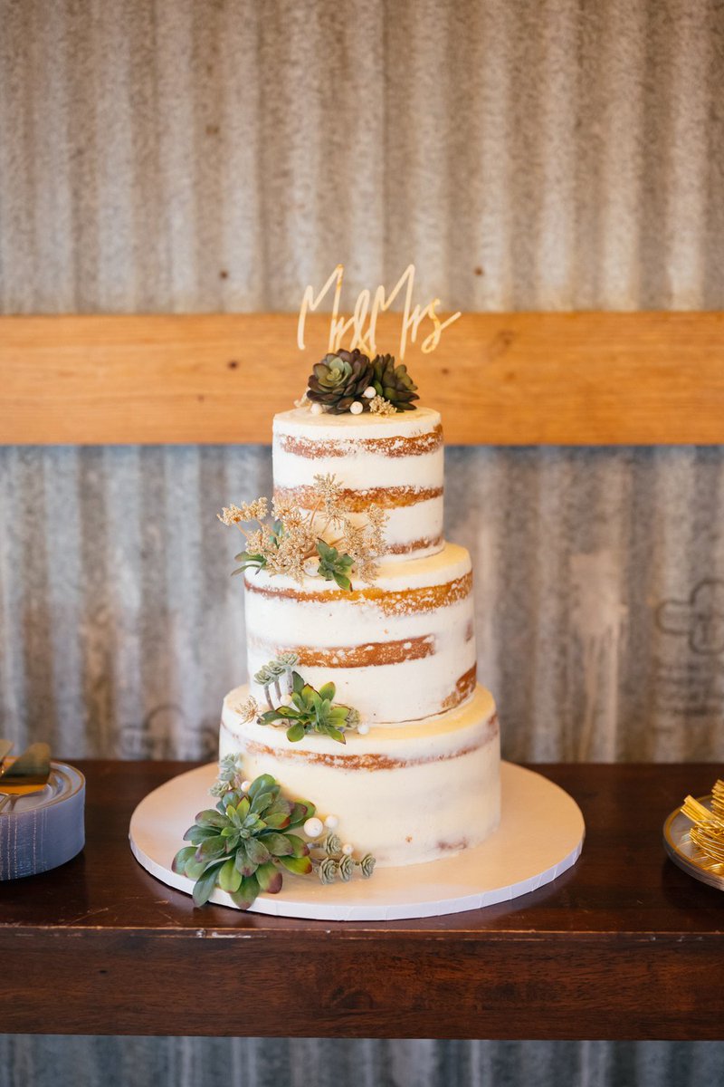 pixiewed's tweet photo. To promise forever is to choose each other every day, in all the little moments that matter. Love isn’t just a feeling; it’s a commitment to show up for each other, always.

#HoustonWeddings #AustinWeddings #DallasWeddings #pixiewed https://t.co/MhXHoAznjK