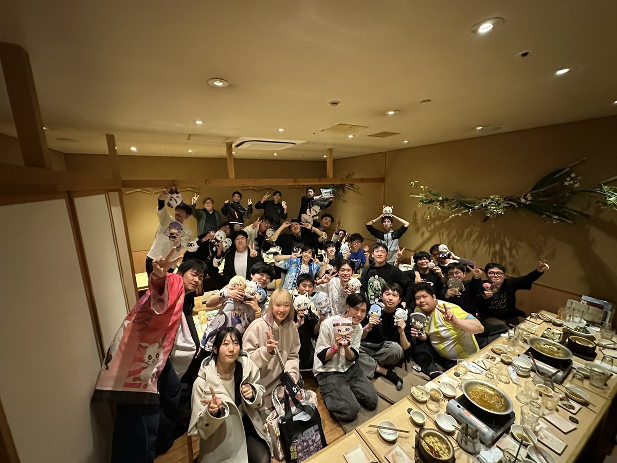 tasu_holo's tweet photo. #拡散希望
#ホロライブ好きと繋がりたい
【定期宣伝】
 04世代鯖(今年22歳)いつでも大歓迎です！

普段は通話を開いたり、色んなチャンネルで話してます！
イベント時は集合写真やオフ会なども！

最近は月末定期通話を始め、新規の方向けの取り組みも行ってます！
参加希望はDMやリプお願いします！ https://t.co/cge7Qo9p90
