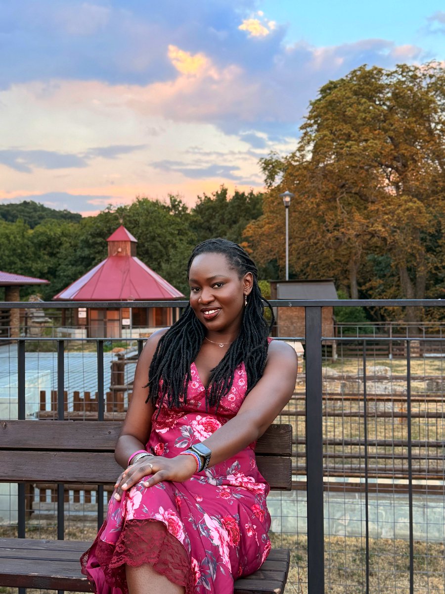 jukaliond's tweet photo. The day my face card declines is the day I am going to be brokeeeeee!!!!

Summer sunsets. #ExploringCzechia https://t.co/UFIfGtTOGX