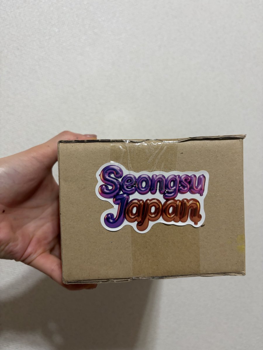 Ragu527655165's tweet photo. 本日ソンスジャパンさんより届きました✨️ちゃんと応募できてなかったのかなって不安に思っていましたが無事届いて良かったです😊初めましてのブランドさんなのでどれも使うの楽しみです😍
ありがとうございます😘 #PR
 #ソンスジャパン  #コチェラボ  #wkiy  #IZEZE  #BUER  #COCHE.Lab  #Qoo10 https://t.co/OeSRMTixgs