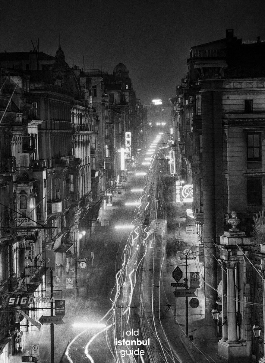 oldtmsgoodvbz's tweet photo. Ara Güler imzası taşıyan İstanbul kareleri.

📅1957-1958-1959
📸Ara Güler
📍İstanbul

Iconic Istanbul moments by Ara Güler. https://t.co/435U2ybgOs
