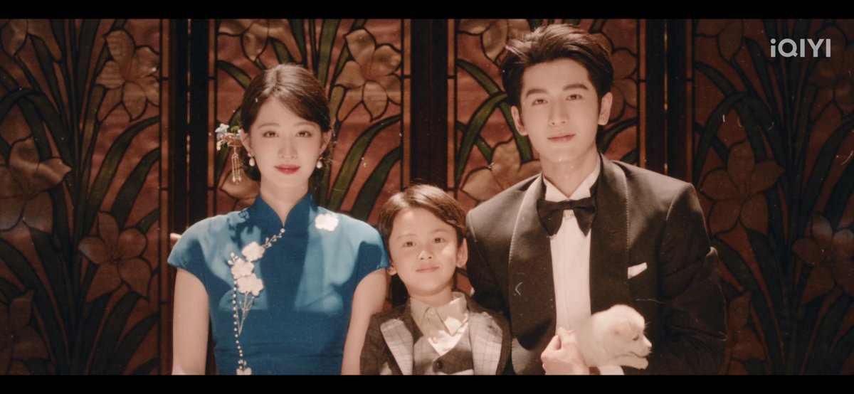 krienzlh's tweet photo. OMG GUYSS FINALLY 😭😭😭😭😭 OUR YISU AND LE'AN, A HAPPY FAMILY OF THREE 👨‍👩‍👦

#Overdo https://t.co/ZC69GknTDe