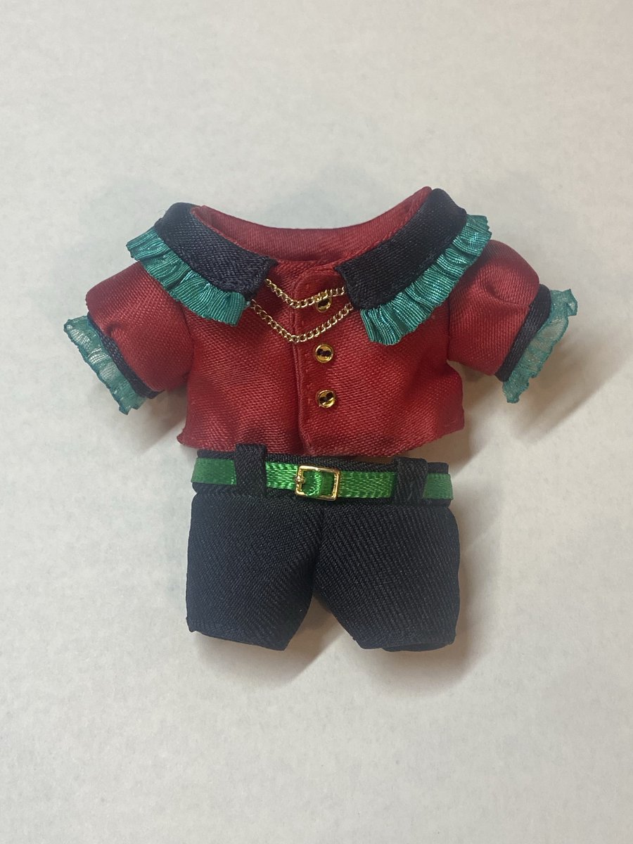 srtktk55's tweet photo. 最近作ったぬい服 https://t.co/gjw7XRzkut