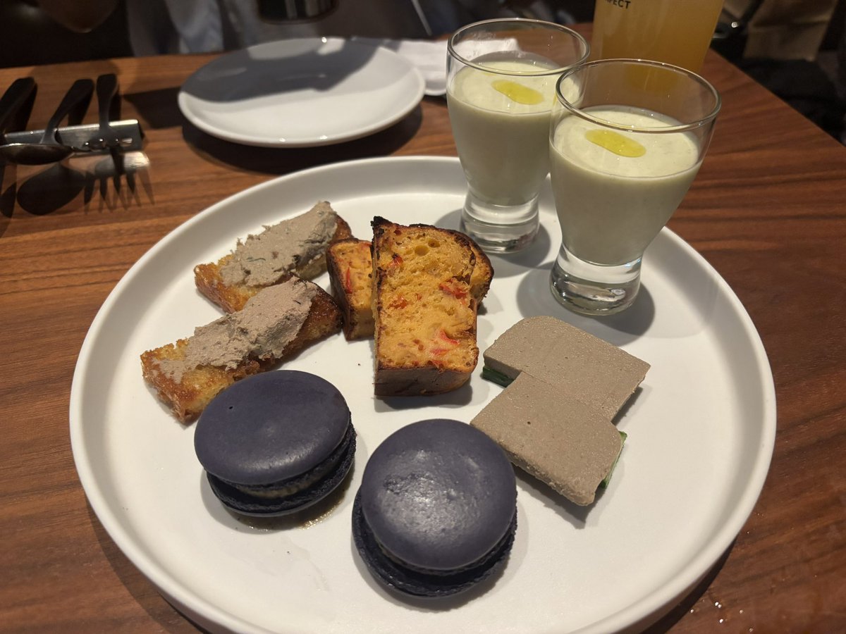 clana_ris's tweet photo. コトバなし https://t.co/pVQiY8noPe
