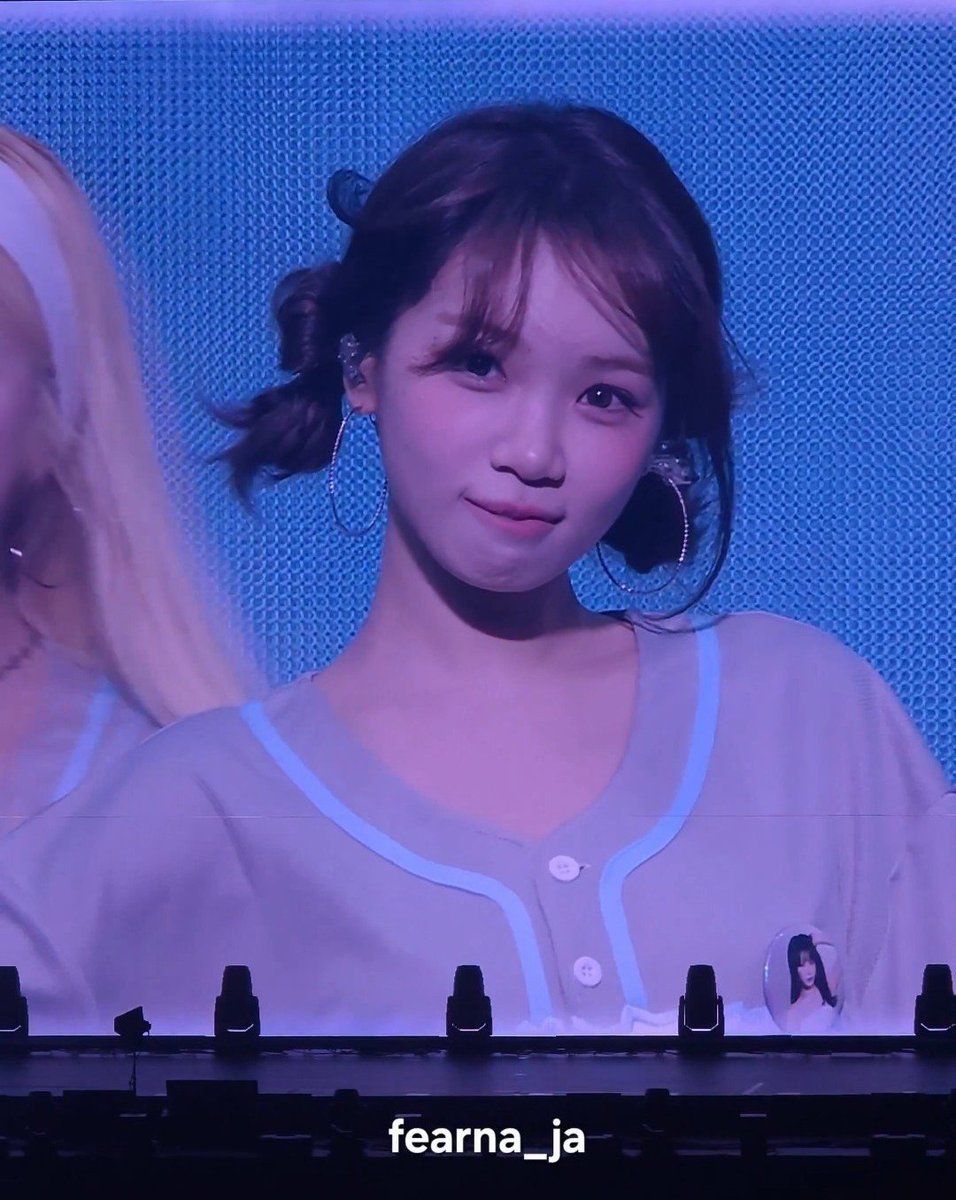 kimkkangzi's tweet photo. 아니 오늘 헤메 진짜 너무 귀여운데...♡ https://t.co/1ysuN92Anb