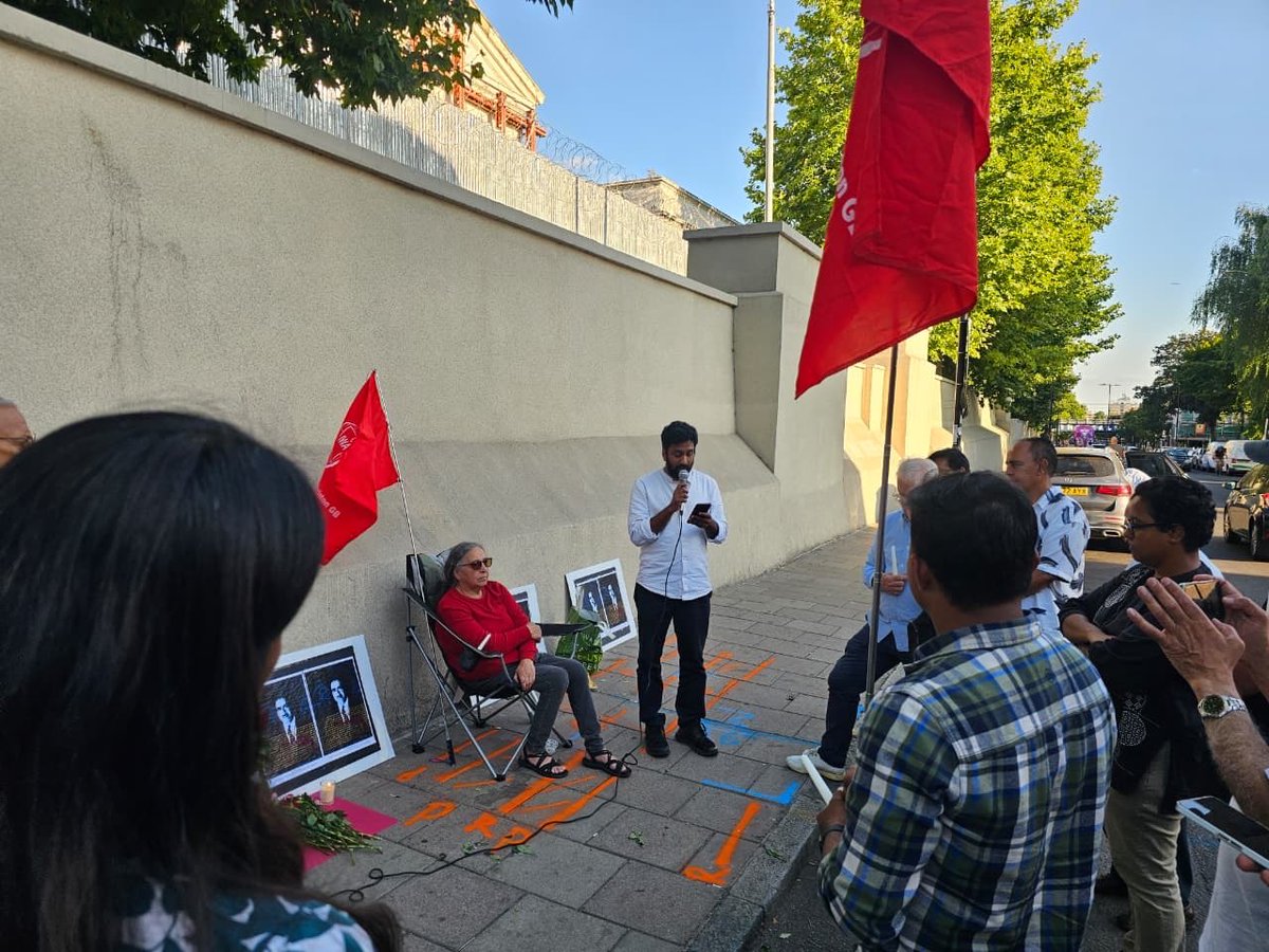 sfi_uk's tweet photo. Chaired by IWA (GB) President Com. Harsev Bains, the memorial featured speeches by Com. Aswathi Asok (IWA GB) and SFI (UK) Joint Secretary Com. Vishal, who emphasized that the student and youth movement is deeply rooted in remembering revolutionaries like Udham Singh. https://t.co/WwR5J4nMD7