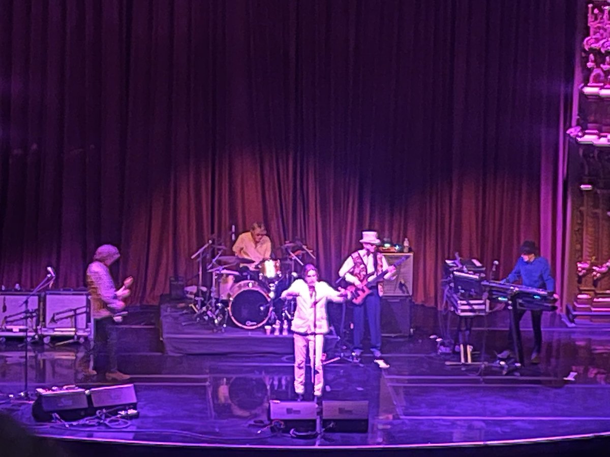 hamishfs's tweet photo. Saw the Fixx last night. I am very late to the party as they weren’t popular in South Africa where I grew up. Glad I found them. They put on a fantastic show. #thefixx https://t.co/SYvauM6eIj
