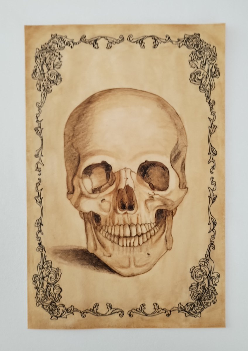 cigdembaler's tweet photo. Kahve ile yapmıştım. Kafatası. Eskilerden.

#coffeearts #skull #art https://t.co/xRz1hxr4mH