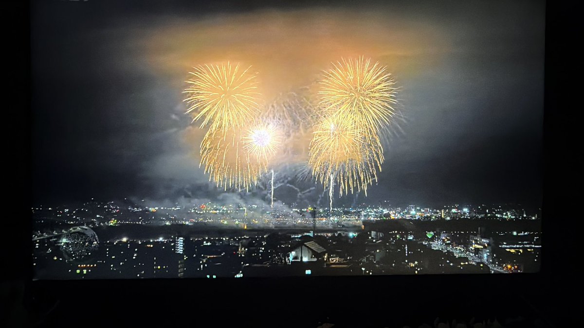 taeaaa's tweet photo. めっちゃ綺麗でエモくて感動した😭🤍
#長岡花火🎆　#timelesz_消えない花火
#映画きみはな https://t.co/oN07QkFV5H