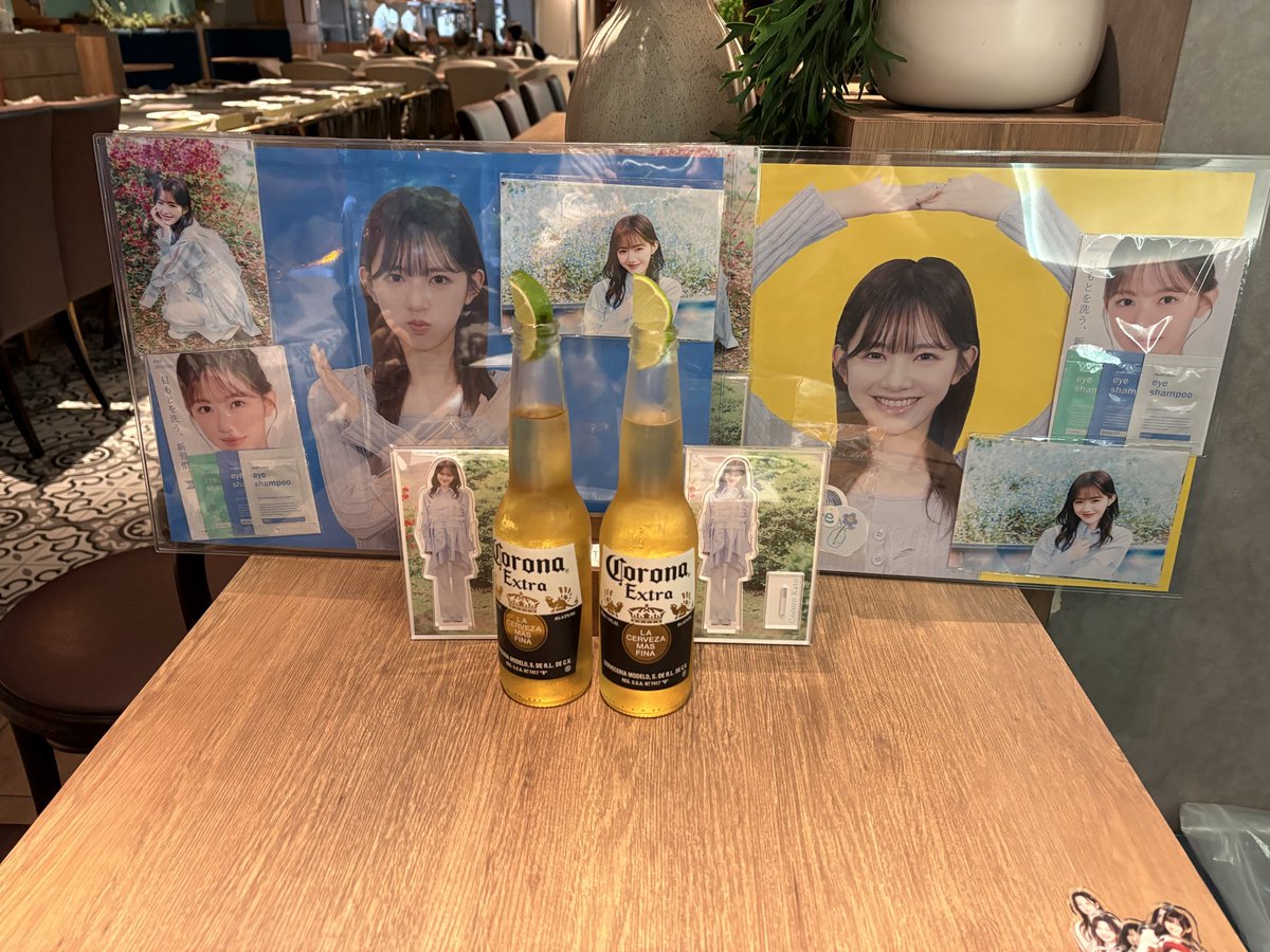 miitam_777's tweet photo. 念願すぎて登場から涙だったけど、本当に本当に幸せな空間だった🥺
ずっと会いたかった心ちゃんがこんな近くなんて夢ずぎる😖
ファンミ内容が濃厚すぎて激アツでしたっ
お見送りできるってしって、急遽名前としなもん（下手すぎ）描いた！笑
笑ってくれてありがと🩵
#CocoreLounge_1st
#加藤心 https://t.co/a5K3VBEjcN
