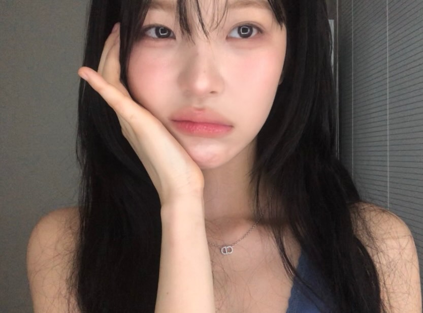 Jiheon_France's tweet photo. ✿ Instagram - 02.08.26 ✿
“💦”
-1
#fromis_9 #Flover #Jiheon
© jiheonnibaek
-Heonji https://t.co/HnUspDqMus