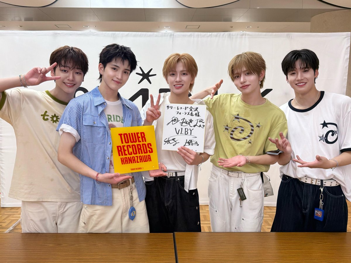 TOWERKANAZAWA's tweet photo. 【#VIBY】

🚌𝗩𝗜𝗕𝗬 𝗛𝗢𝗠𝗘𝗧𝗢𝗪𝗡 𝗧𝗢𝗨𝗥🚌
in石川・金沢駅東もてなしドーム地下広場

本日ご参加いただきましたTOMOの皆さま、VIBYの皆さまありがとうございました🩵✈️

また金沢にお越し下さる事心より
お待ちしております🎶

#バイビー #VIBY_HOMETOWN_TOUR #VIBY_TOMO #RiiMJ https://t.co/BnhoiisxmH