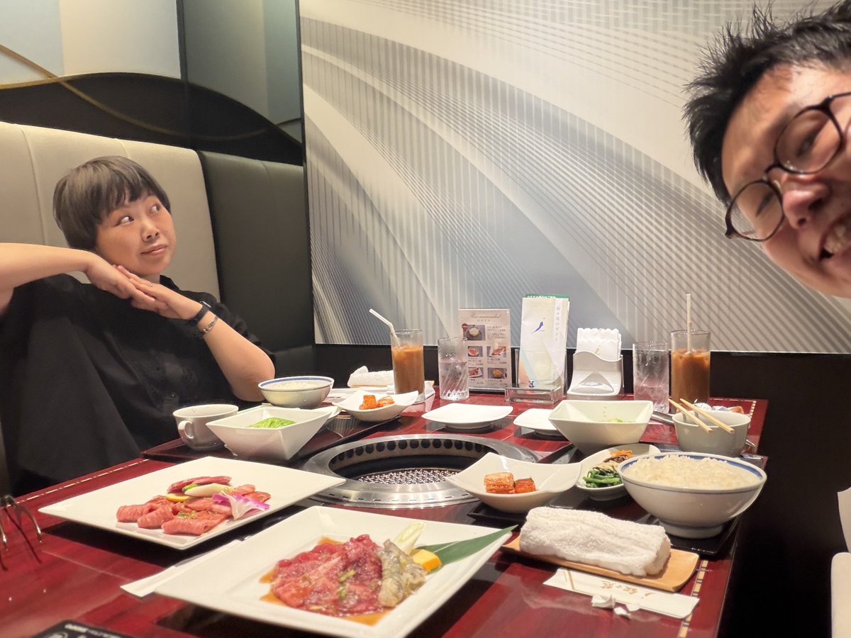 erinalion82's tweet photo. お誕生日なう！
プレゼントは、焼肉ランチと、8万円のセラミック歯です🦷😭
みんな、歯は大切にしよう‼️ https://t.co/HgIsc2ZEa6