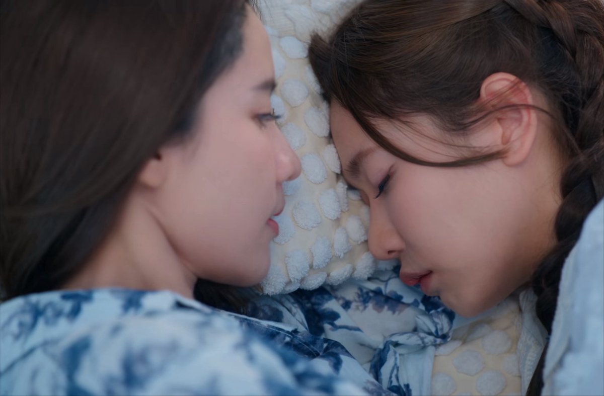 TrendFor_NNN's tweet photo. THE FIRE MELTING HEART
#โซ่รักอัคนีตอนที่4
#น้ำหนึ่งเนย #NamneungNoey  

สาววายด้อมเราเก่งมากนะคะว่าไม่ได้ เจอ uncut ซีนนี้เข้าไป หายไปพร้อมกันทั้งไทม์ไลน์แต่ก็ไม่ลืมที่จะกลับมาเทรนด์ บางคนกลายร่างเป็นลิงลพยังไม่กลับคืนมาเลย 

หนึ่งในนั้นคือเค้าเองจ้ะเตง 😭 ก็คนมันฟินนี่ https://t.co/7yQ6t4g271