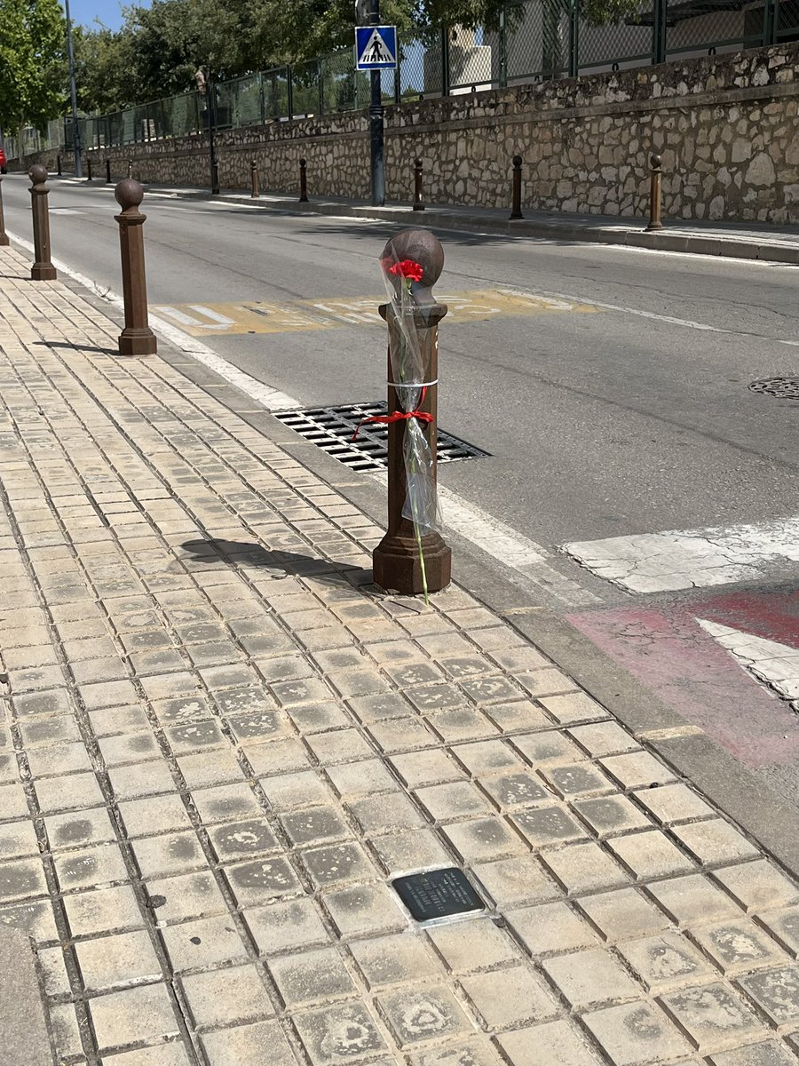 torromartinezj's tweet photo. Hui, 2 d’agost, Madrich Berliner hauria complit 88 anys.

Va nàixer a Ontinyent

Cada aniversari que no va poder celebrar és una invitació a recordar-la. 
Madrich Berliner (1938–1942). Que el teu nom mai no caiga en l’oblit. https://t.co/AFfWoKHQIJ