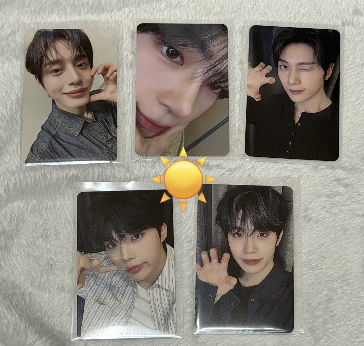 pp_nip's tweet photo. WTS 제로베이스원 제베원 상하이 광저우 팬싸
makestar 메이크스타 미공포 양도 B ver 당첨 포카

세트(5ea) 12.0
한빈 4.0
나머지 2.5

KKT
https://t.co/vKzH7qolzU

zerobaseone Zb1 성한빈 김지웅 석매튜 김태래 박건욱 poca pc sell photocard 포카 미공포 쇼케 쇼케이스 대면 팬싸 멕스타 https://t.co/1CGhA7X50i
