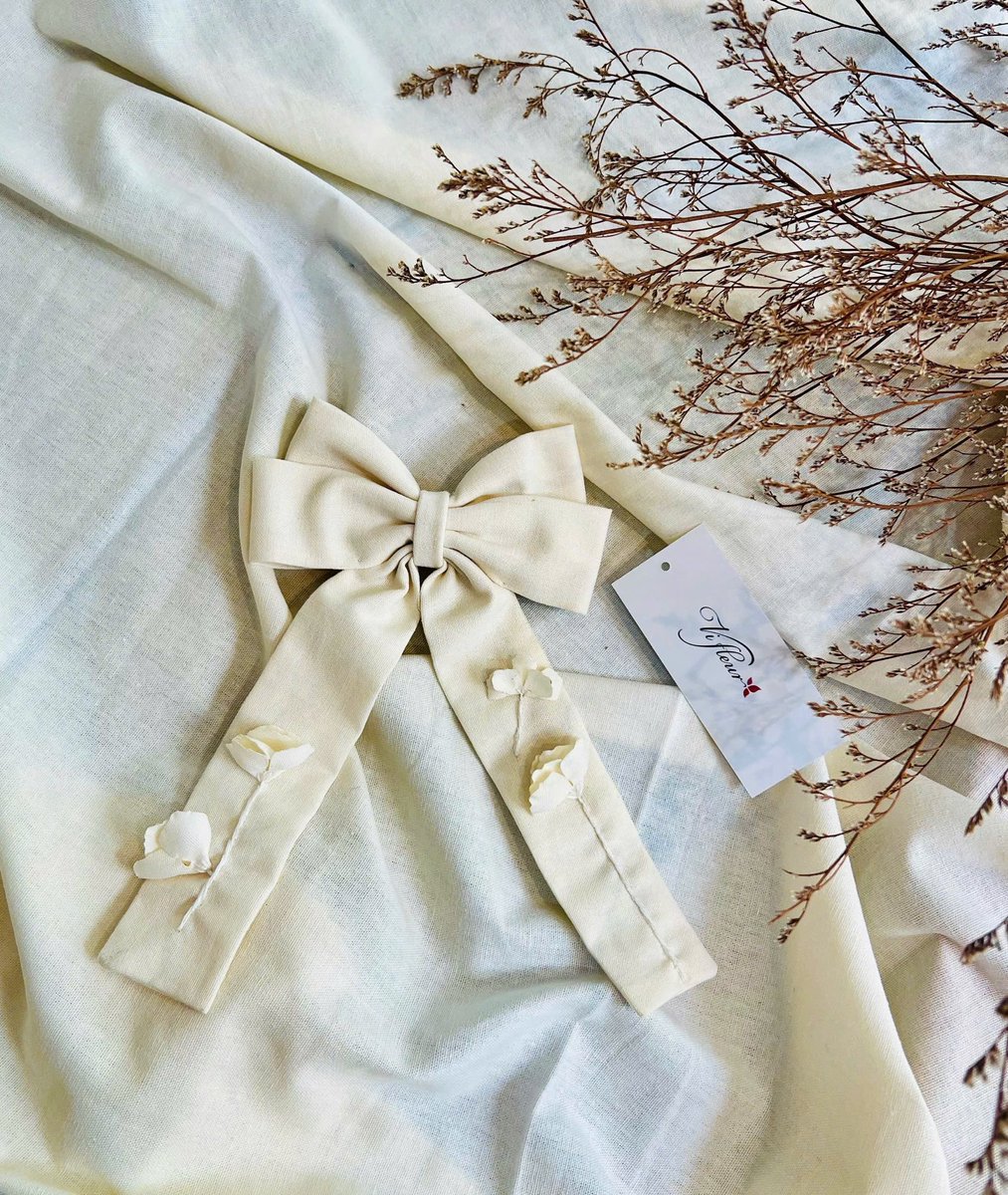 Vi_Fleur_VN's tweet photo. Có một câu mình luôn nhớ: "Sự tử tế không phải lúc nào cũng được đáp lại, nhưng đó vẫn là cách đẹp nhất để sống. Không phải để người khác trân trọng, mà để sau này nhìn lại mình không hối tiếc”. 🍁
#Vifleur
#DreamValley https://t.co/NcGRUPGmnA