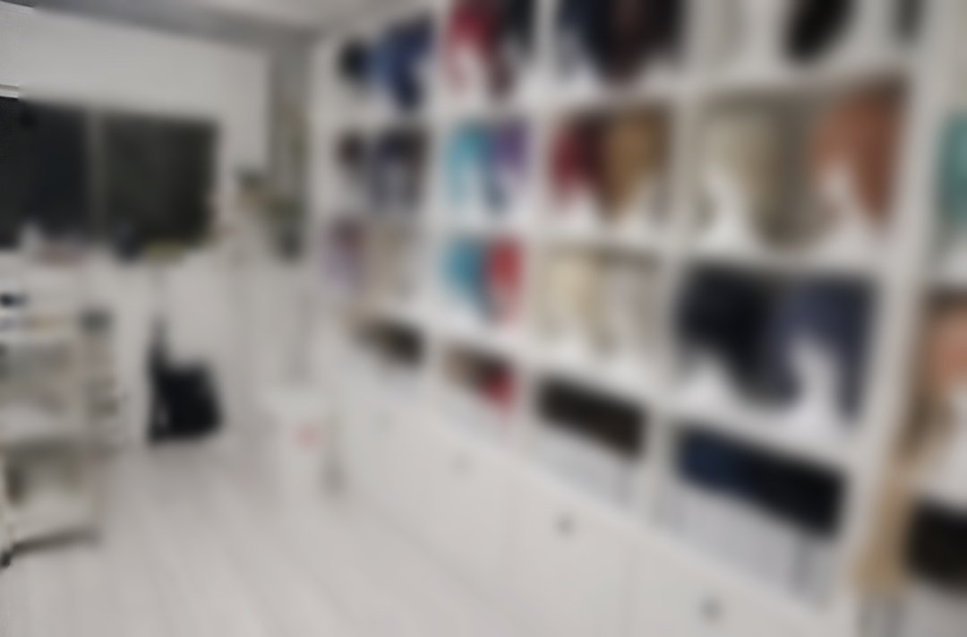 kyamu_cos2's tweet photo. レイヤー四人でシェアハウスするととんでもないことになります。
4人のうち二人がガチ勢なのでウイッグの数がとんでもないことに。 https://t.co/Hb29IMtZnM