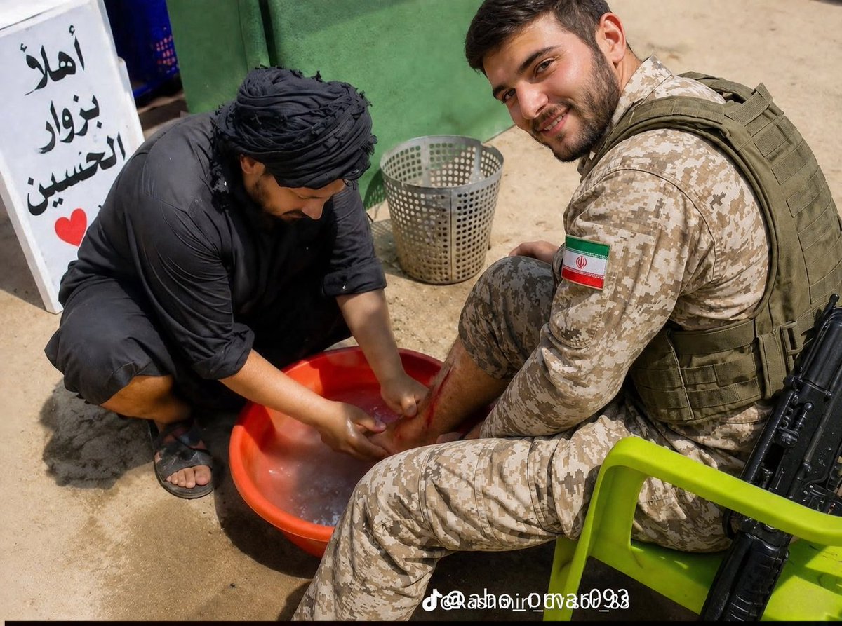 faqih3241's tweet photo. @LLyaly80645 عاشوا الإيرانيين 
وانتم يامستعربين احذيتهم وماتوا ومازلتم لهم احذية ومطايا https://t.co/ioi7o4eCsC